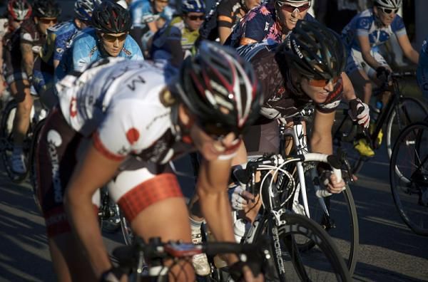 Riders begin to launch an attack in the women's race.