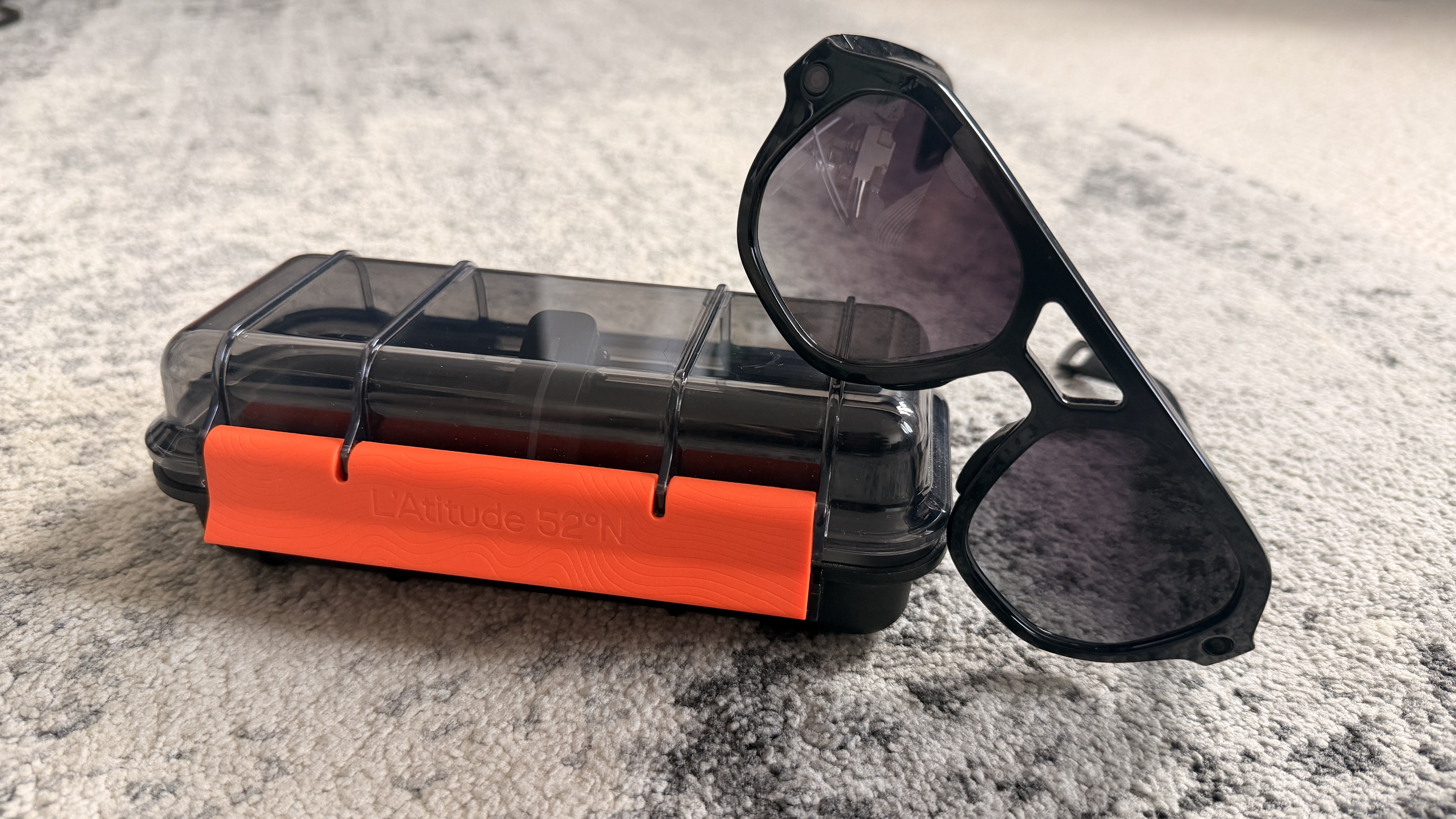 L'Atitude smart glasses
