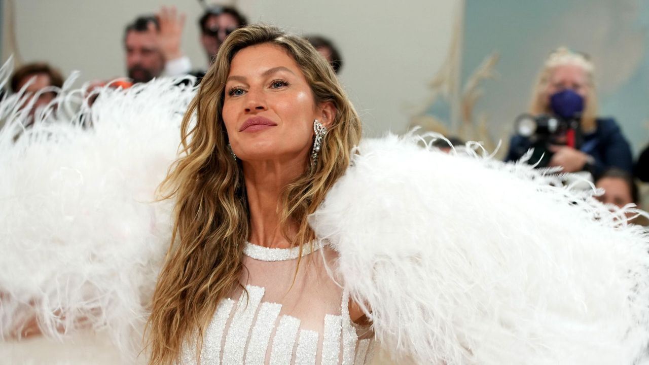 Gisele Bündchen&#039;s at the Met Gala 2023