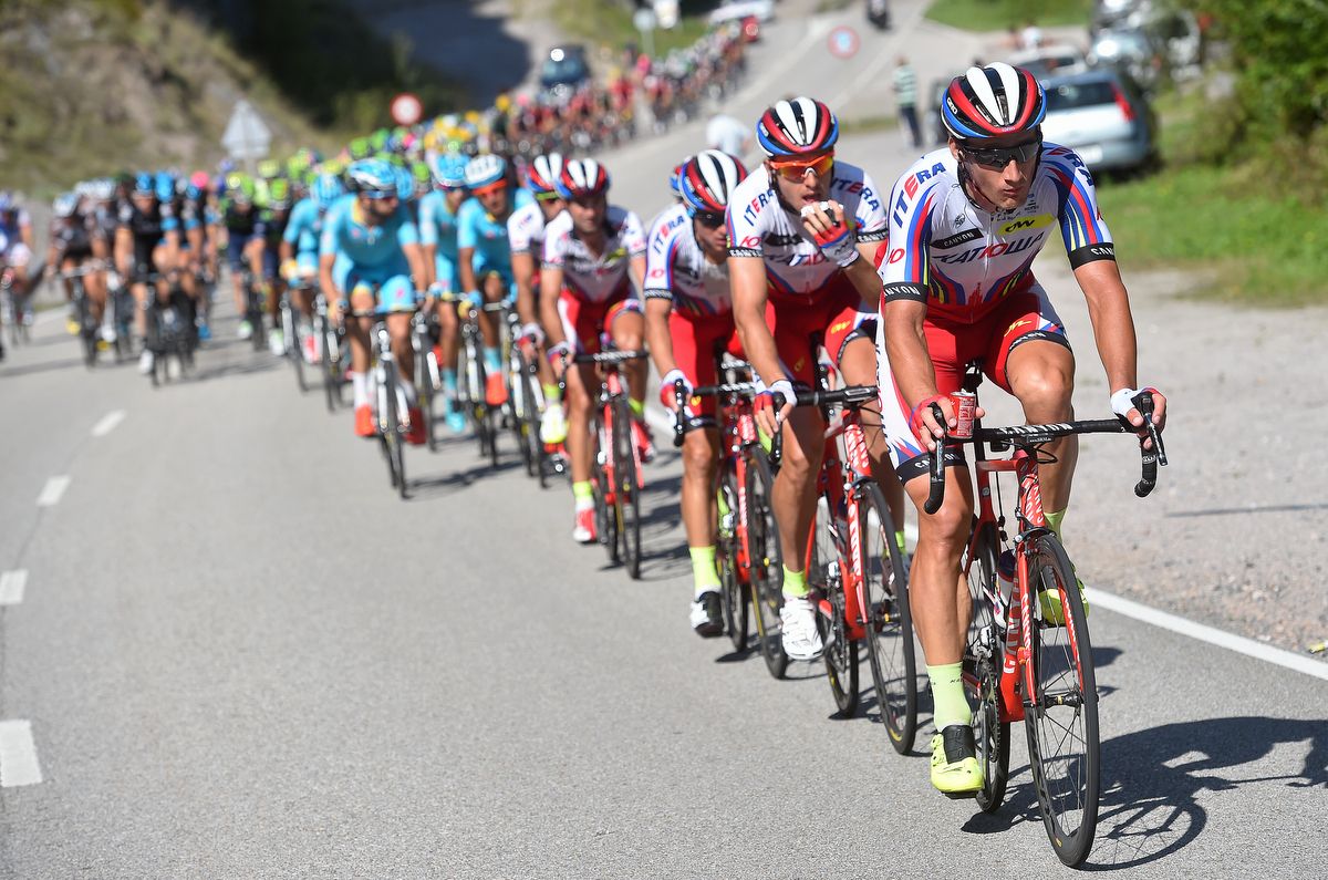 Katusha lined out at the front of the peloton