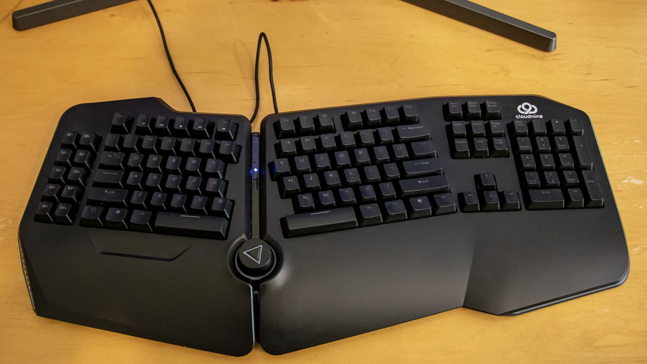 Cloud Nine C989 ErgoFS Mechanical Split Keyboard