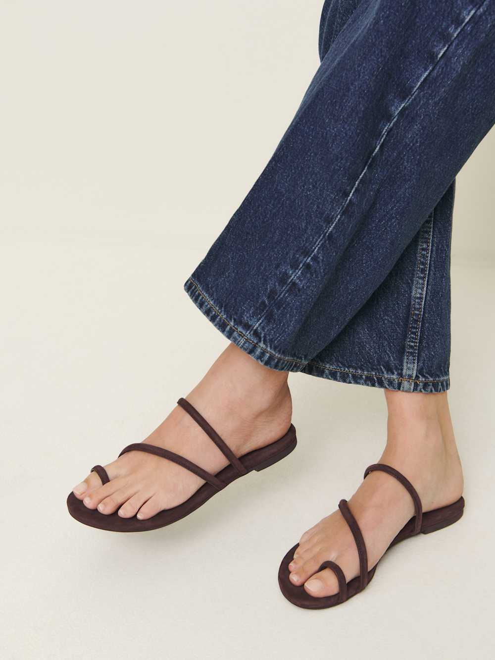 Ludo Toe Ring Strappy Flat Sandal