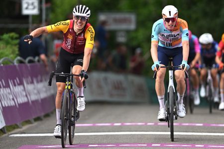 DURBUY, BELGIUM - JUNE 19: (L-R) Alex Aranburu of Spain and Team Cofidis celebrates at finish line as stage winner ahead of Lewis Askey of Great Britain and Team NSN Cycling during the 95th Baloise Belgium Tour 2026, Stage 3 a 173km stage from Durbuy to Durbuy on June 19, 2026 in Durbuy, Belgium. (Photo by Luc Claessen/Getty Images)