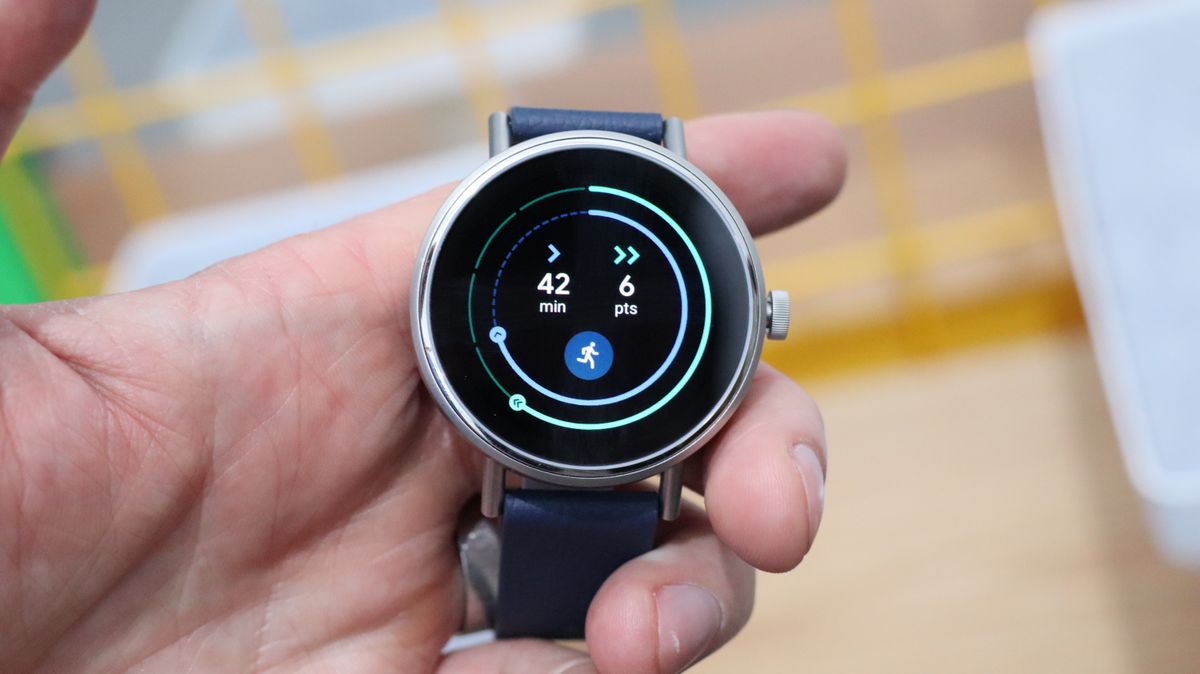 The CMF Watch Pro By Nothing Actually Looks Really Good But Doesn't Seem to  be Running Wear OS