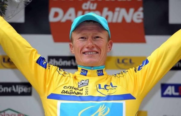 Alexandre Vinokourov (Astana) retains the yellow jersey.
