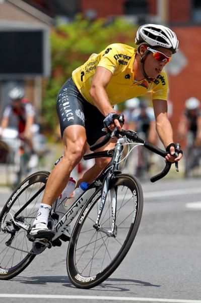 Scott Lyttle (Pure Black Racing) in the yellow jersey.