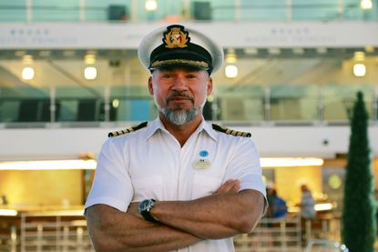 The Cruise captain