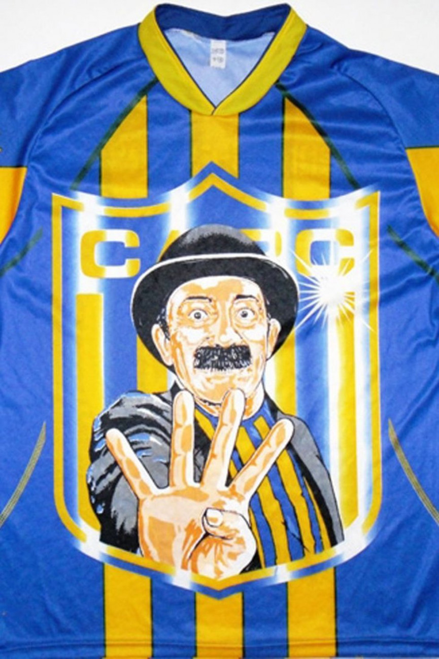 50-worst-football-kits-ever-43-1556697314-xgAg-column-width-inline
