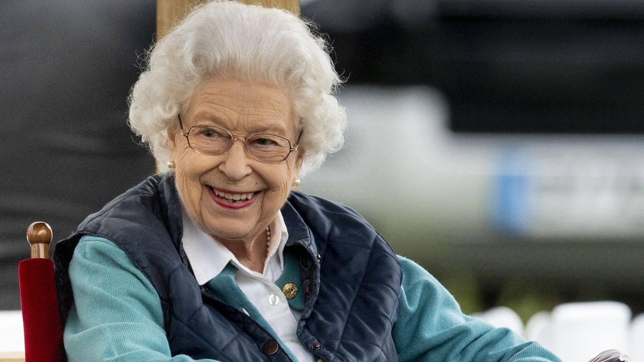 windsor, england july 3 queen elizabeth ii during the royal windsor horse show 2021 at windsor castle on july 3, 2021 in windsor, england photo by mark cuthbertuk press via getty images