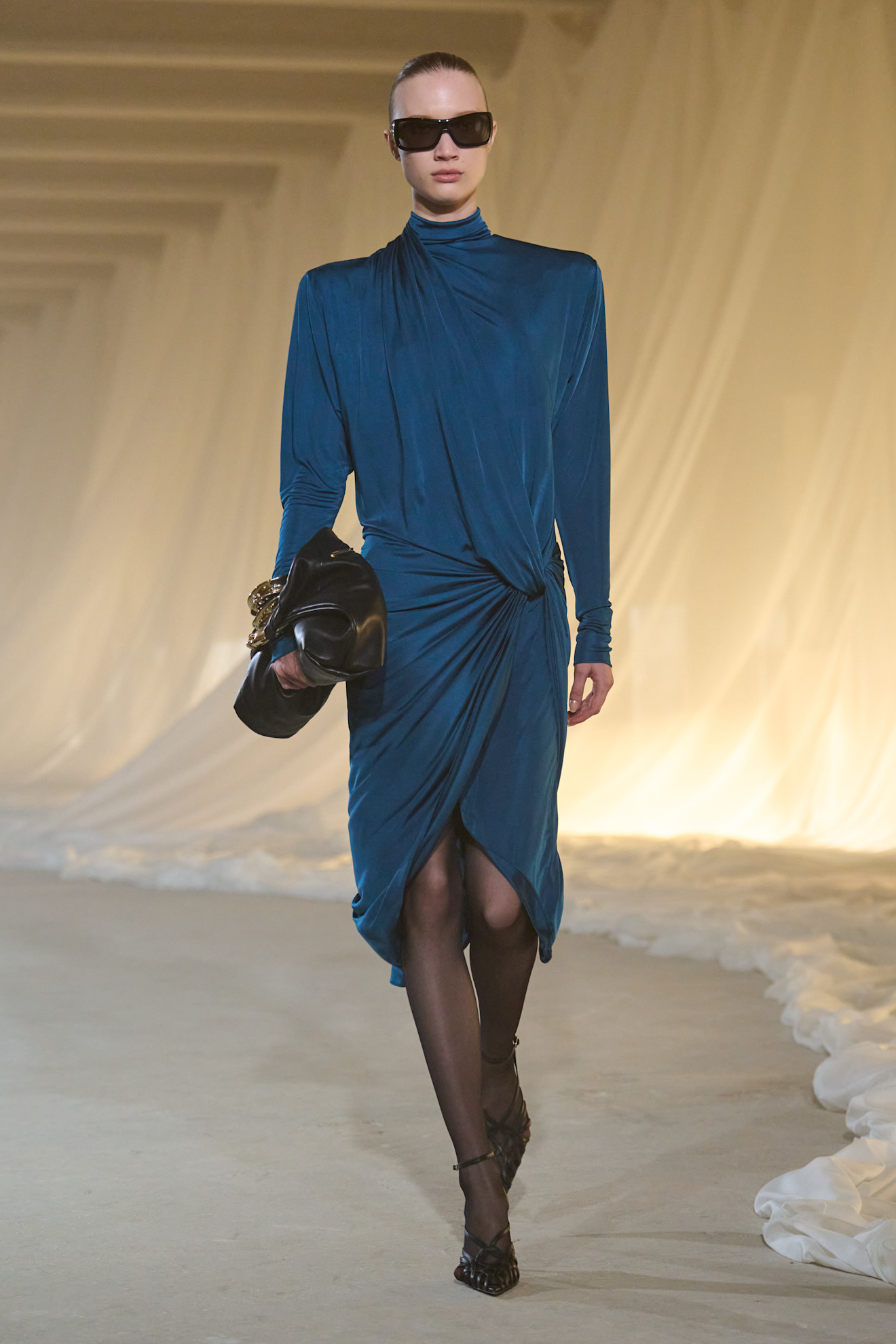 balmain runway moment