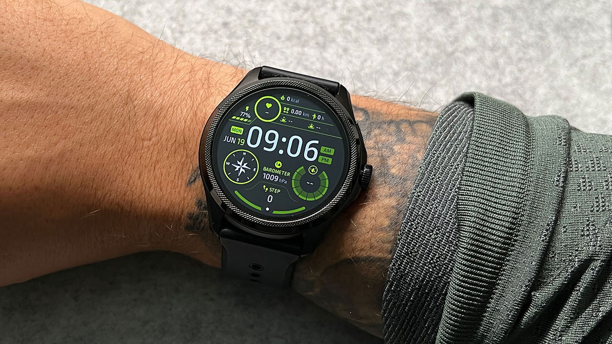 NEW Mobvoi Ticwatch Pro 5 Wear OS Long Lasting Battery GPS - Black