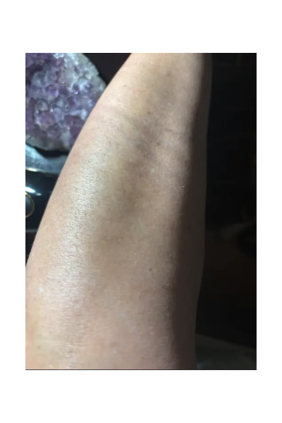 Domenica F., a ‘Marie Claire’ tester, tests the SmoothSkin Pure IPL Hair Removal Device