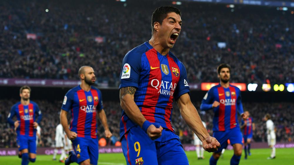 Barcelona confirm new Suarez deal | FourFourTwo