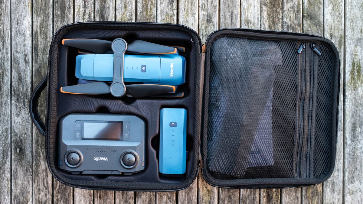 Review photo of the Veeniix V11