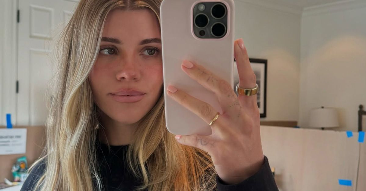 Sofia Richie Graingeは本当に *この * Springの最もシックな基本を宣言しましたか？