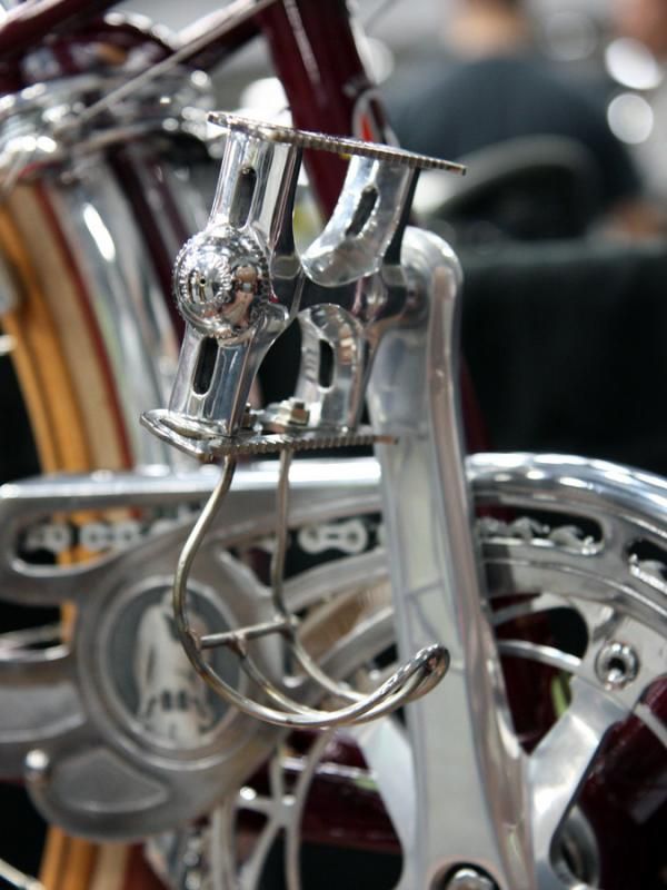 Horton is even machined into the custom pedal cages.