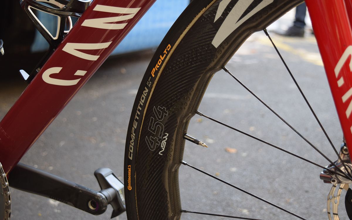 The Zipp 454 NSW wheels are inspired by the fins on a humpback whale for improved aerodynamics