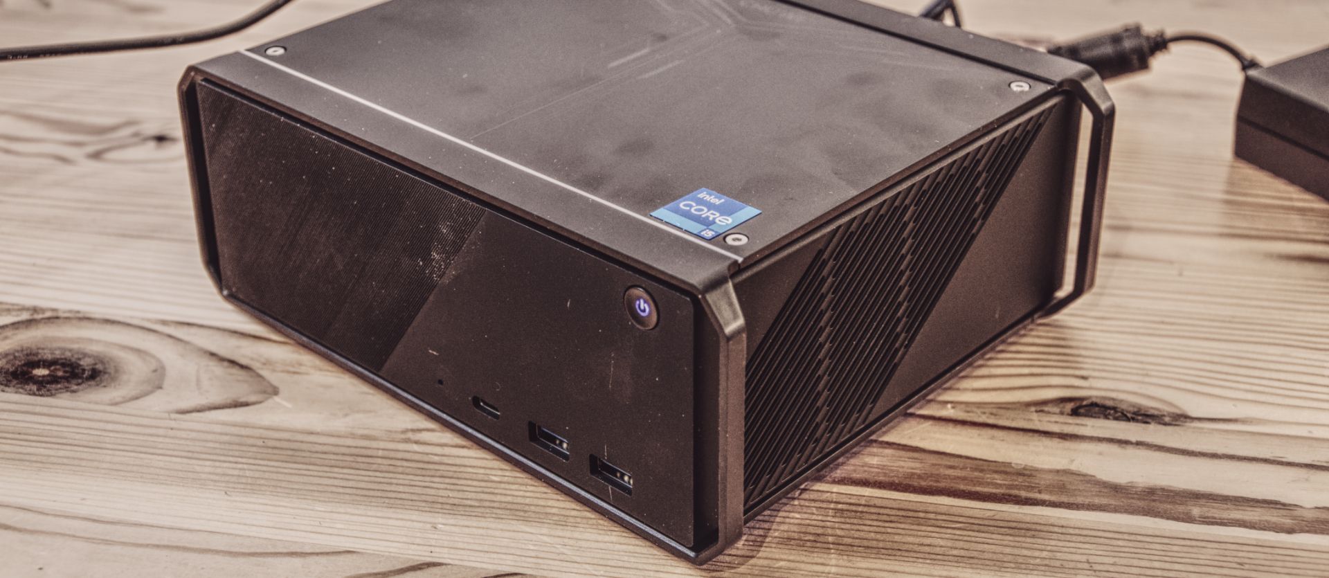 CHUWI Corebox Pro CPU第11世代 ミニPC Chuwi's 4th-gen CoreBox is a $449 mini PC with Intel Core i3