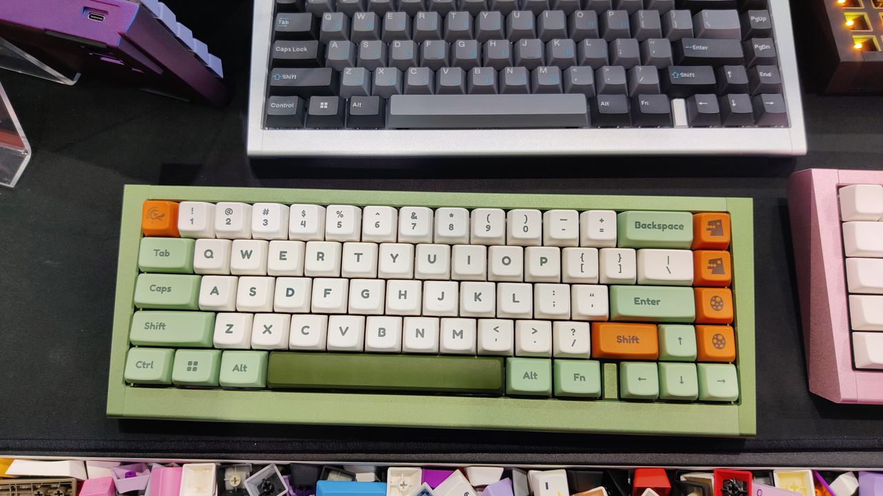 The Ducky ProjectD outlaw in green and grey