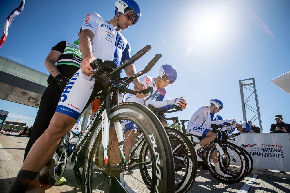 UnitedHealthcare men wait at the start.