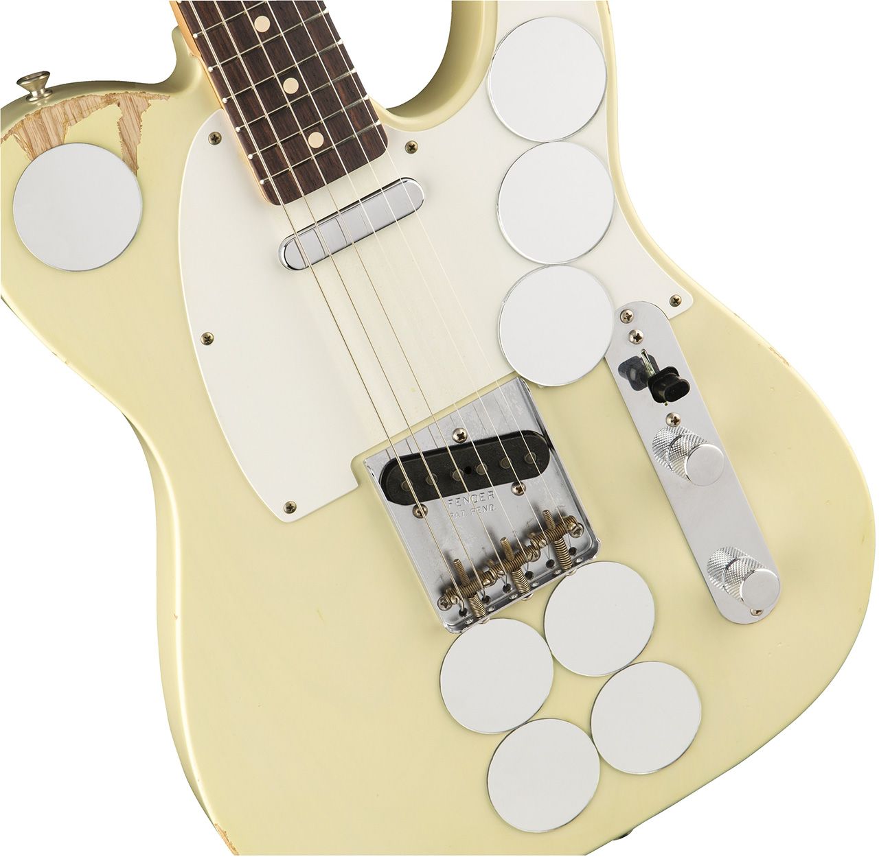 &copy; Fender PR