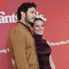 nobody wants this kristen bell adam brody