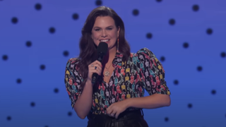 Lace Larrabee performing stand-up in America's Got Talent Season 17 qualifiers.