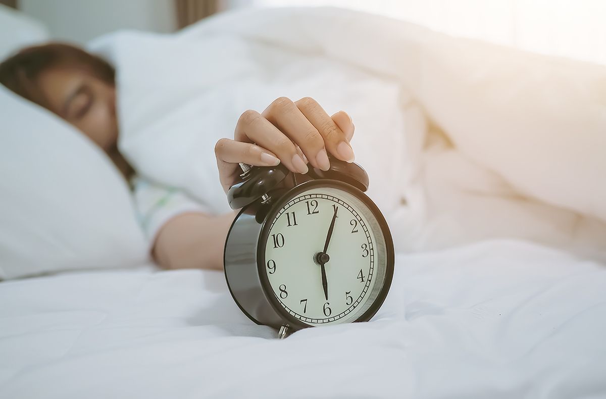 A third of British couples share a bed with a ‘blanket bandit’ Woman