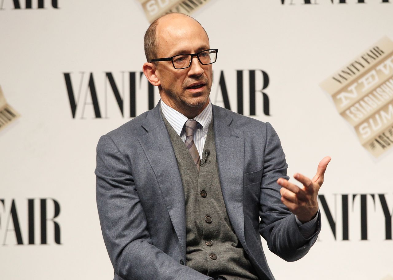 CEO of Twitter, Dick Costolo, admits the company&amp;#039;s shortcomings in dealing with trolling issues