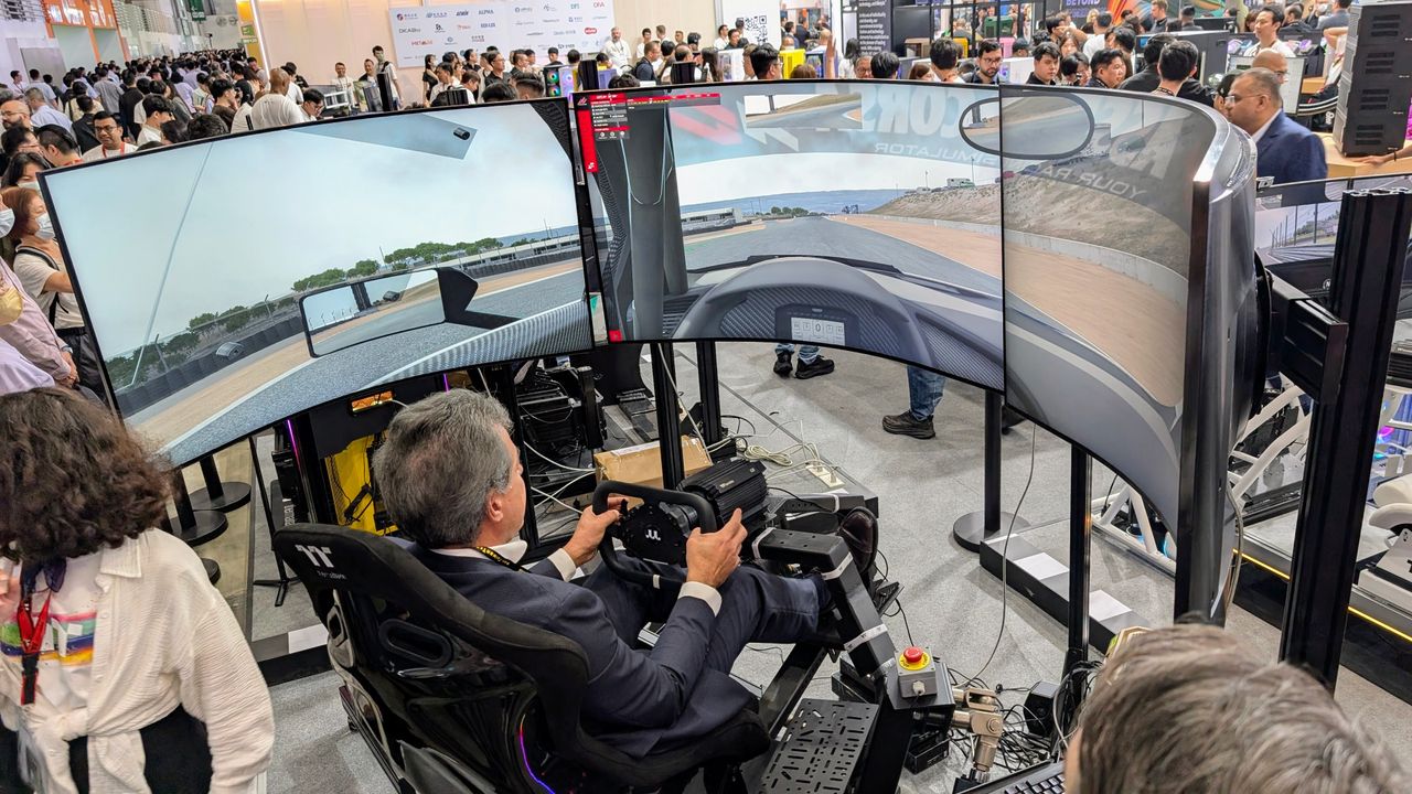 Thermaltake racing sim at Computex 2025