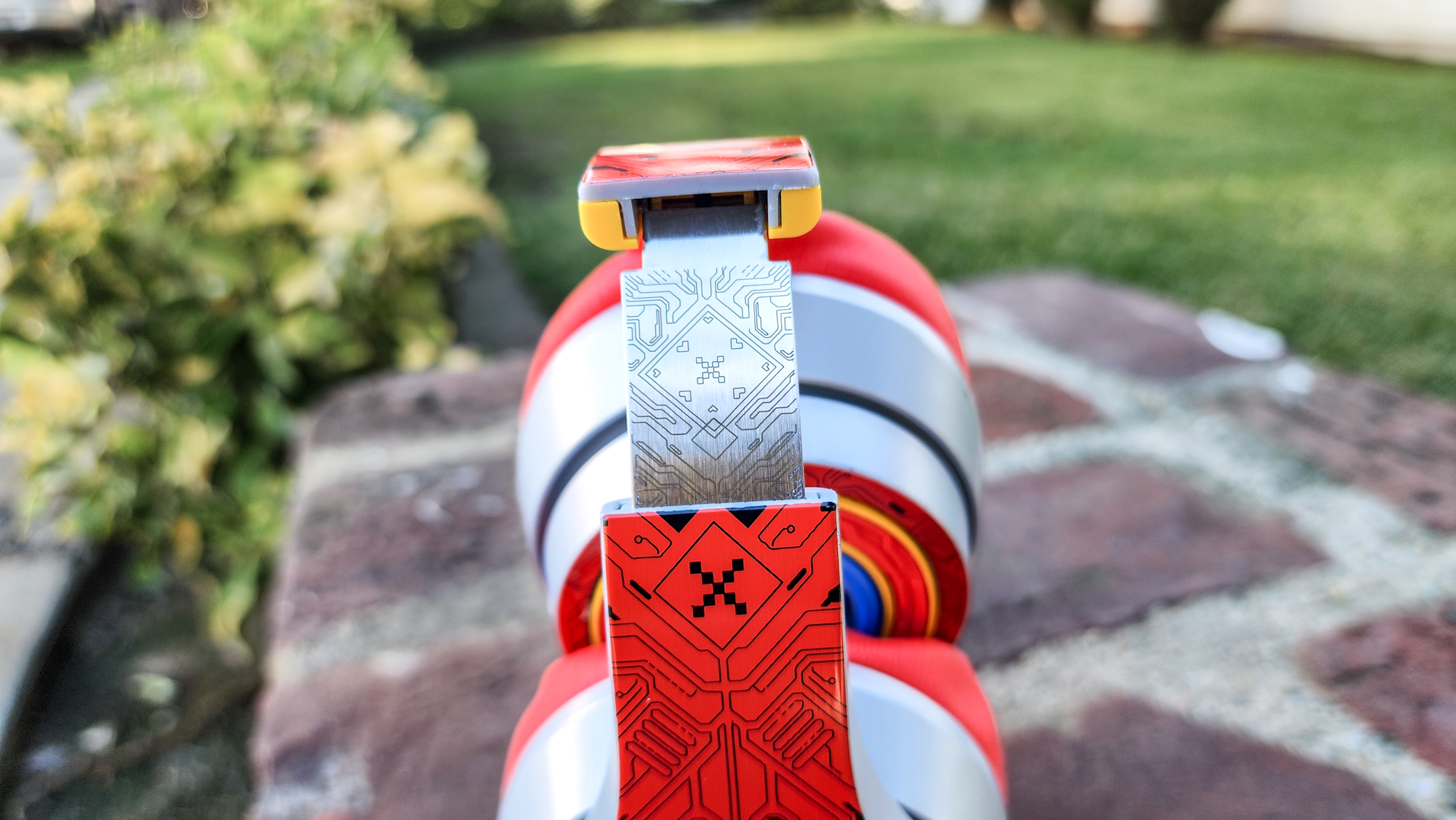 iClever Auraa kid headphones