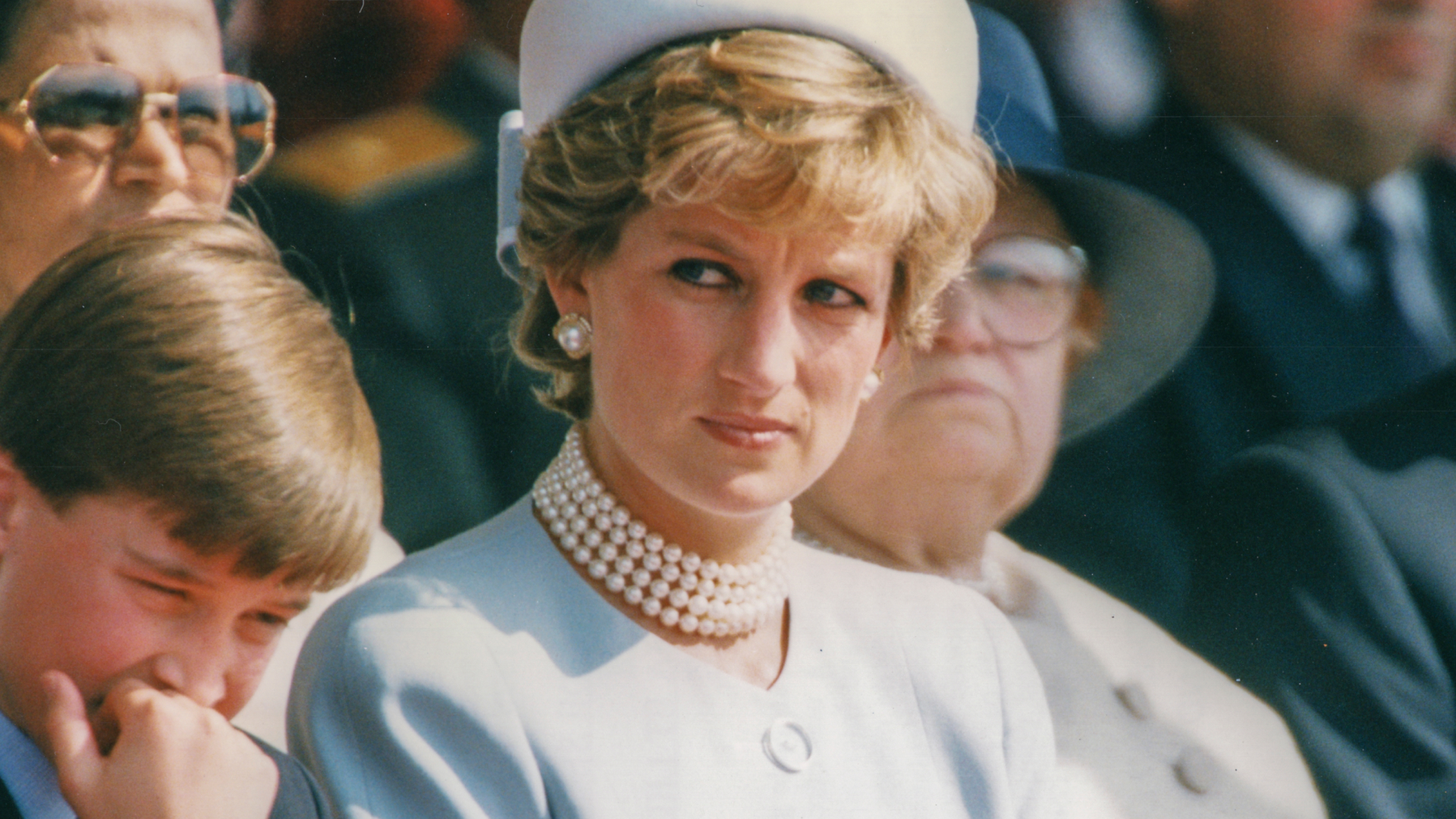 Princess Diana wears a light blue suit on May 7, 1995