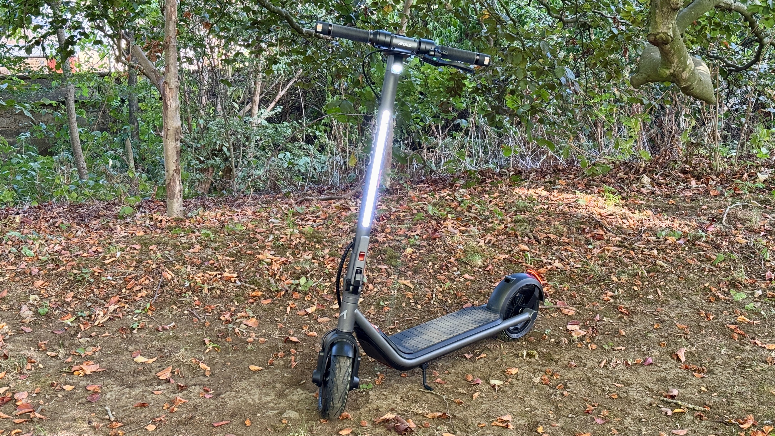Apollo Dash electric scooter test and review