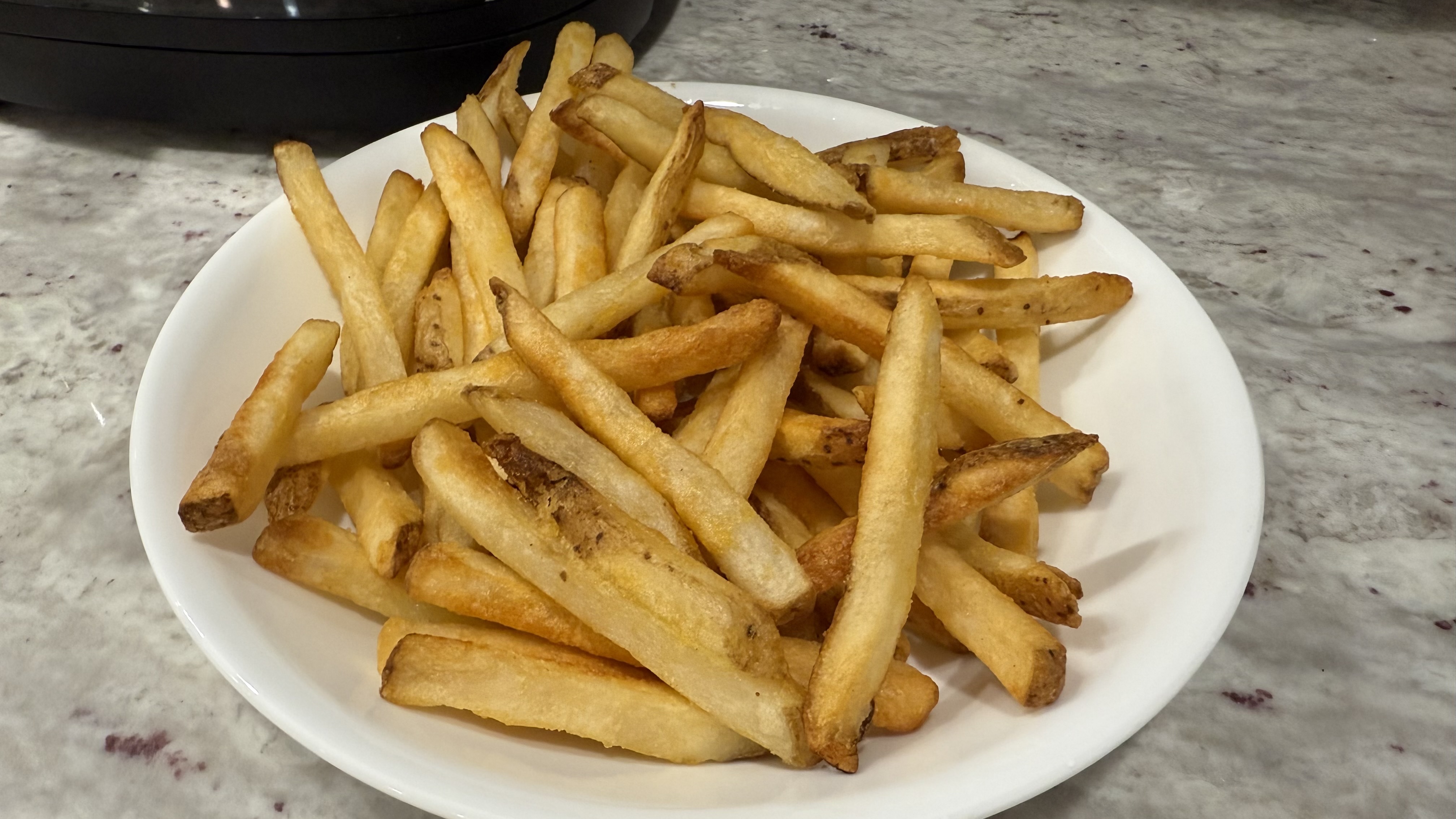 French fries made in Kalorik Vivid Touch air fryer