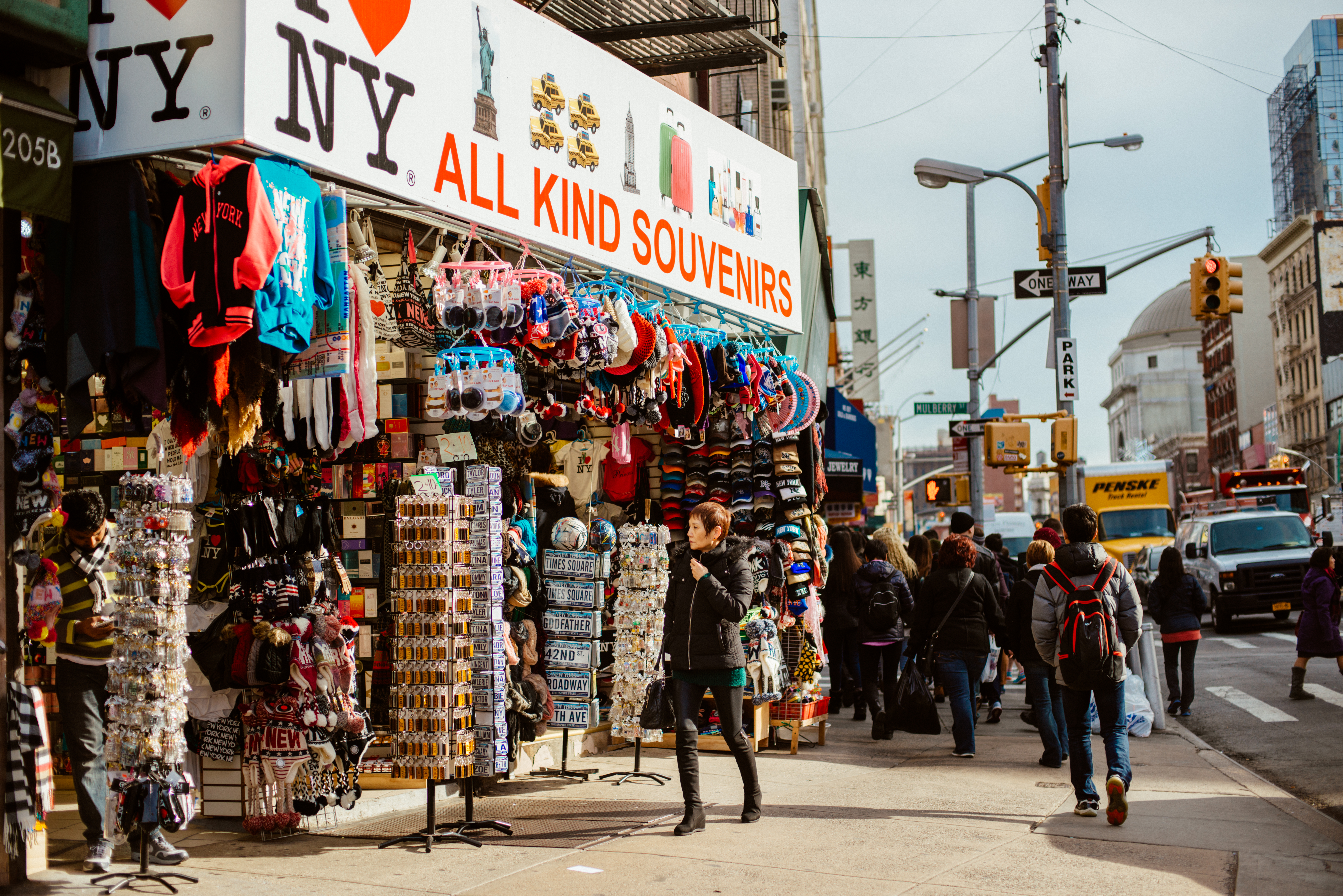 I Love New York logo on a souvenir shop front