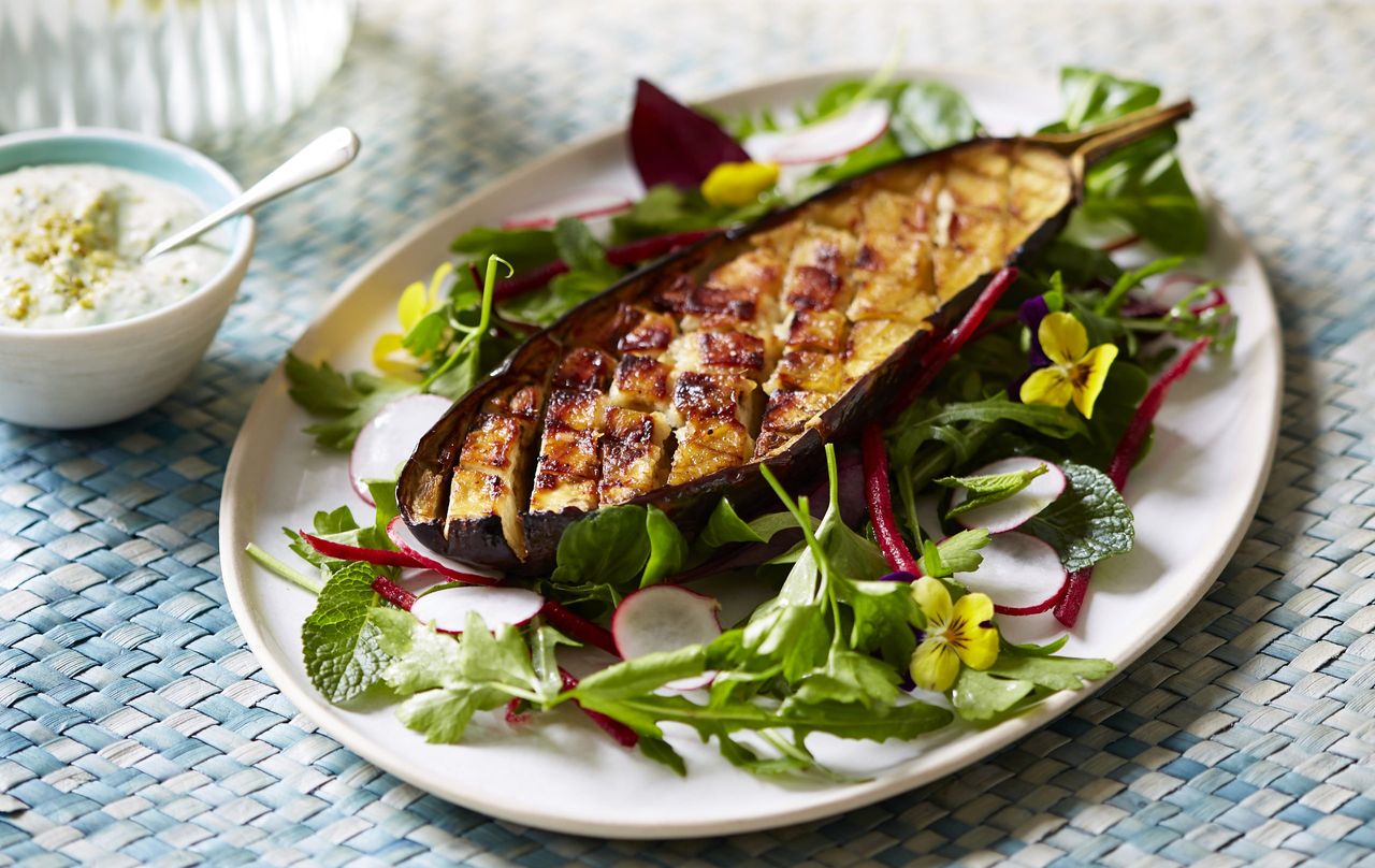 Roasted aubergines with pistachio cream