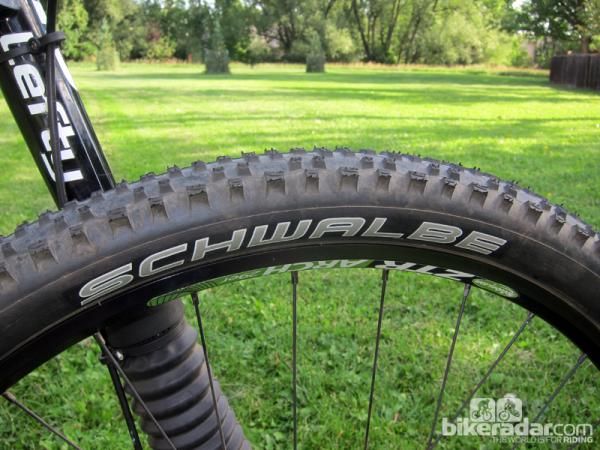 The Schwalbe Rocket Ron tires are fast rolling but remarkably grippy in most conditions. Setting them up tubeless was brutally simple, too, thanks to the standard Stan's NoTubes ZTR Arch rims.