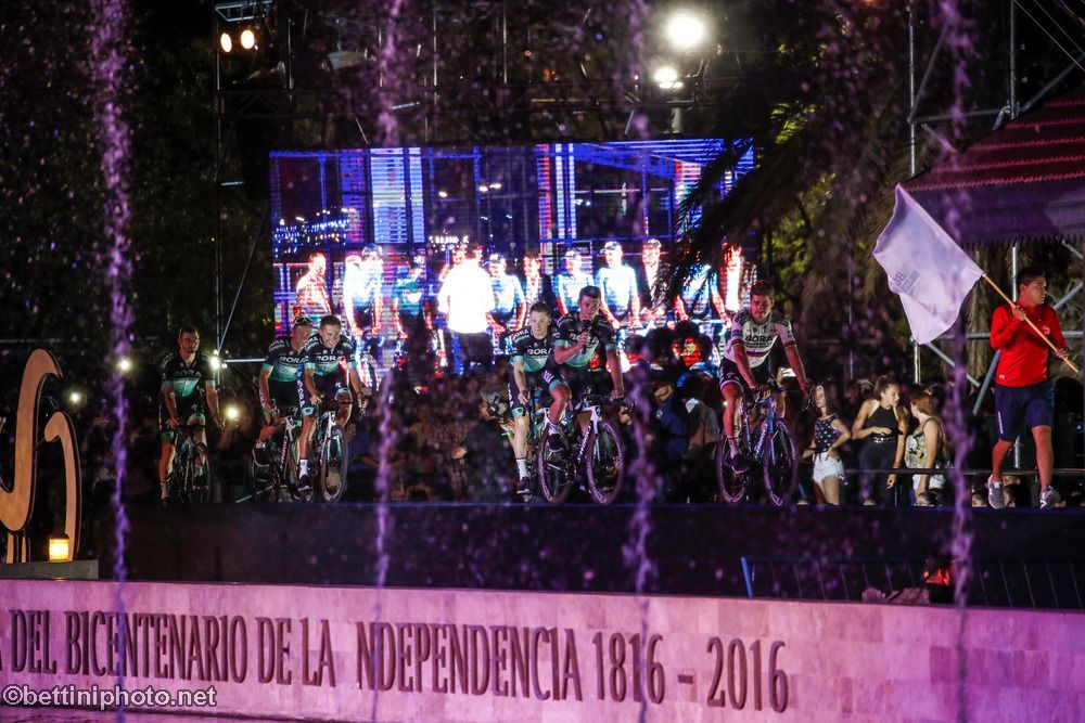 Bora-Hansgrohe ride on stage at the team presentation