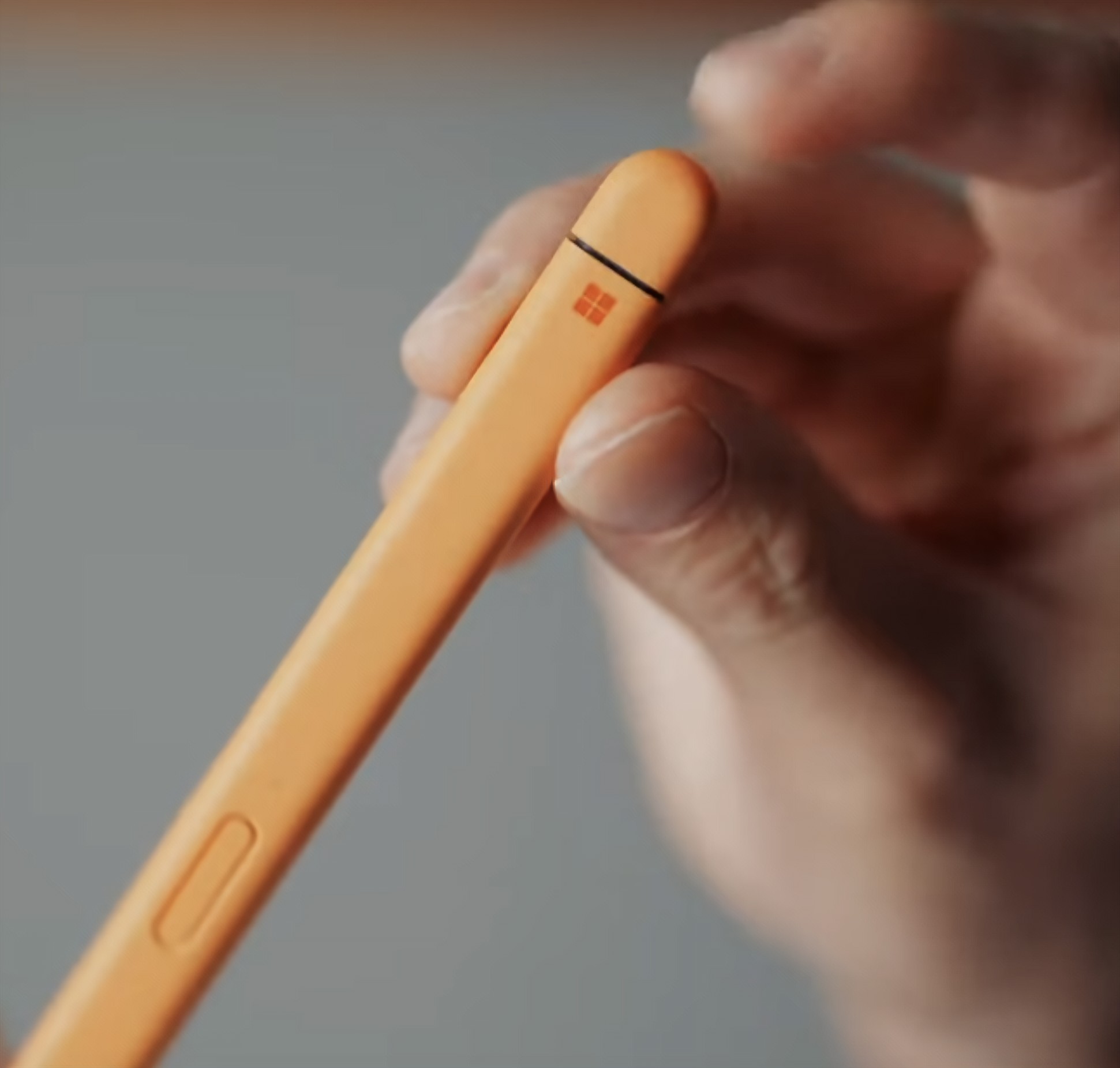 Surface Slim Pen 2 in orange