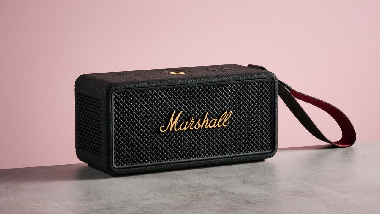 I reviewed Marshall’s mid-sized Bluetooth speaker and its stereo sound blew me away
