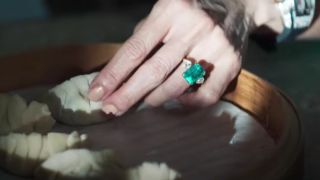 Aunt Eleanor's emerald ring in Crazy Rich Asians
