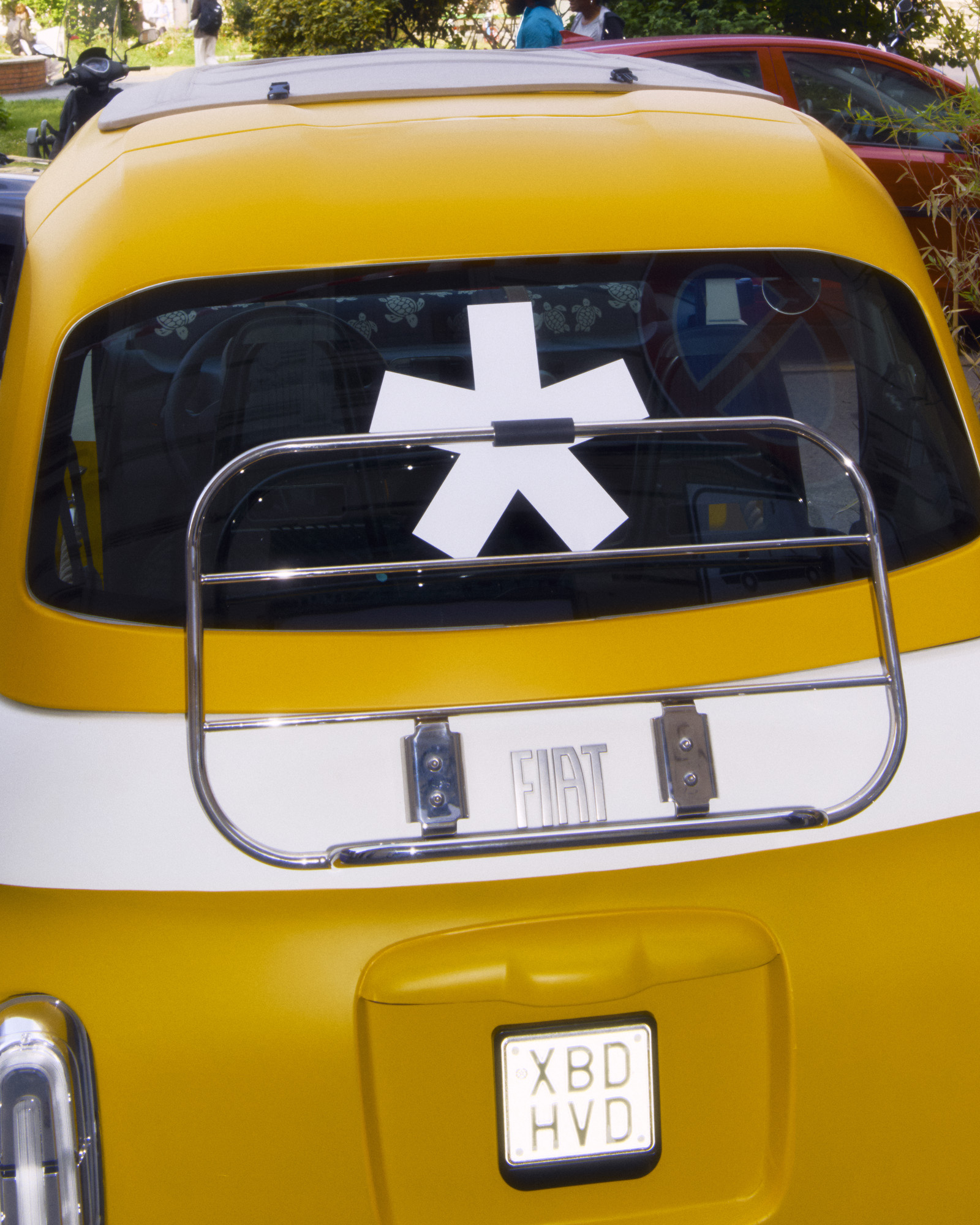 Back of Wallpaper*-customised yellow Fiat Topolino