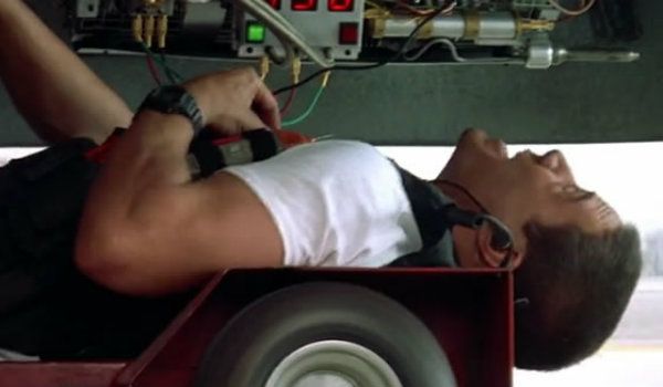 Keanu Reeves Under Bus The 10 Most Badass Moments Of Keanu Reeves' Career | Cinemablend