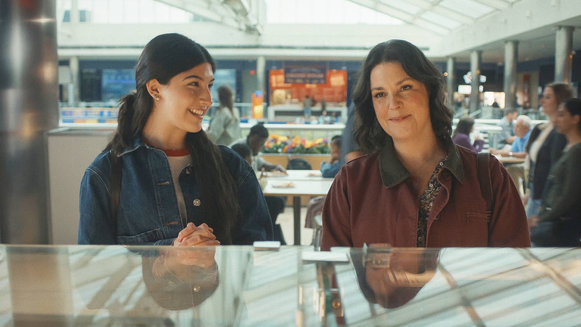 (L-R) Sunny Sandler as Sophie and Melanie Lynskey as Elizabeth in "Don&rsquo;t Say Good Luck"