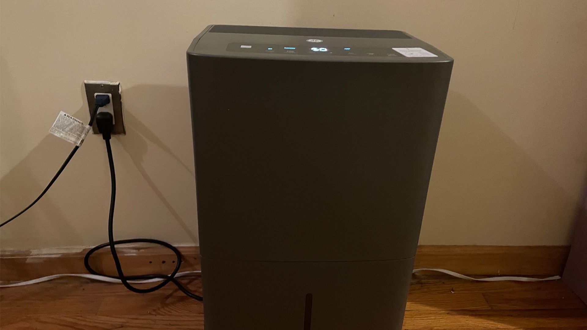 GE Dehumidifier APER50LZ