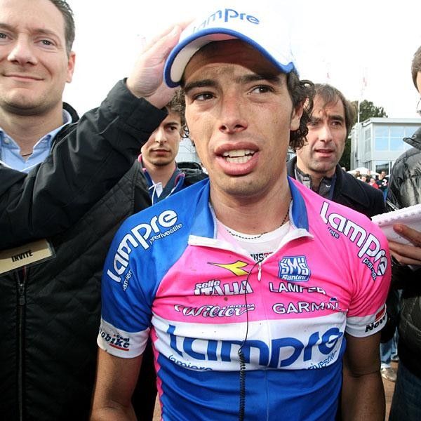 Alessandro Ballan (Lampre) is marked by the dust of a dry race.