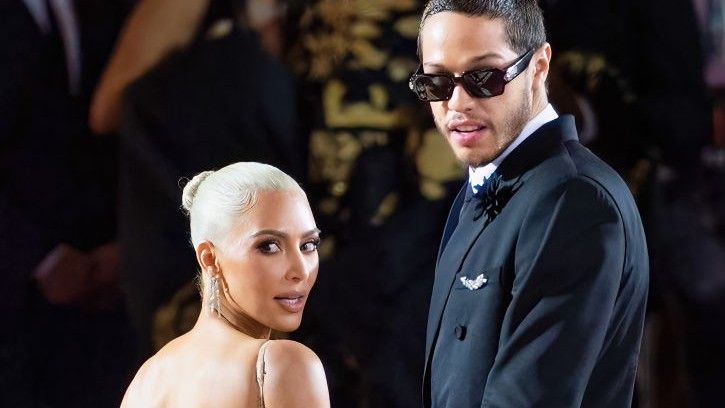 Kim Kardashian and Pete Davidson arrive to The 2022 Met Gala Celebrating "In America: An Anthology of Fashion" at The Metropolitan Museum of Art on May 02, 2022 in New York City