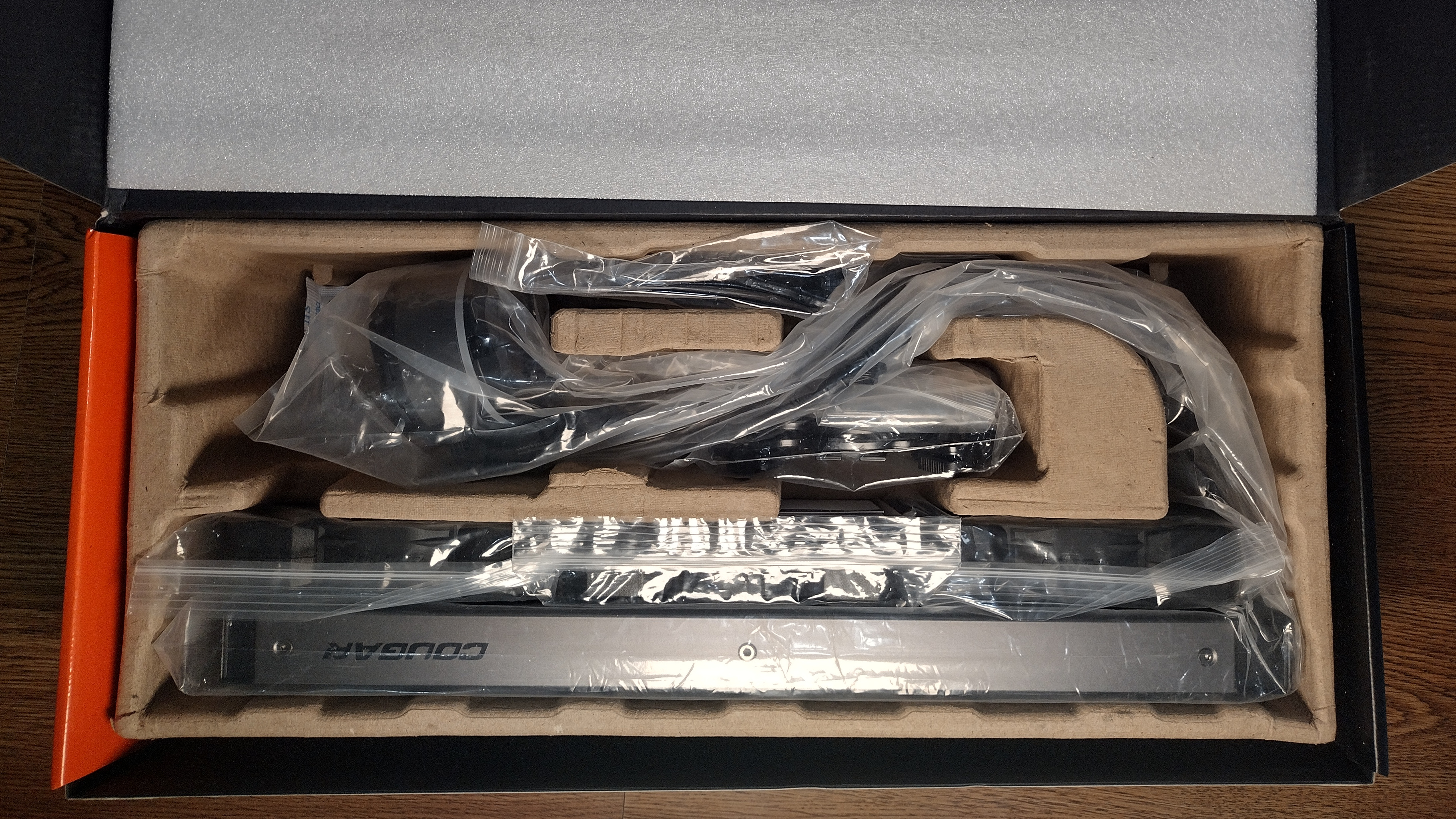 Cougar Poseidon GT 360