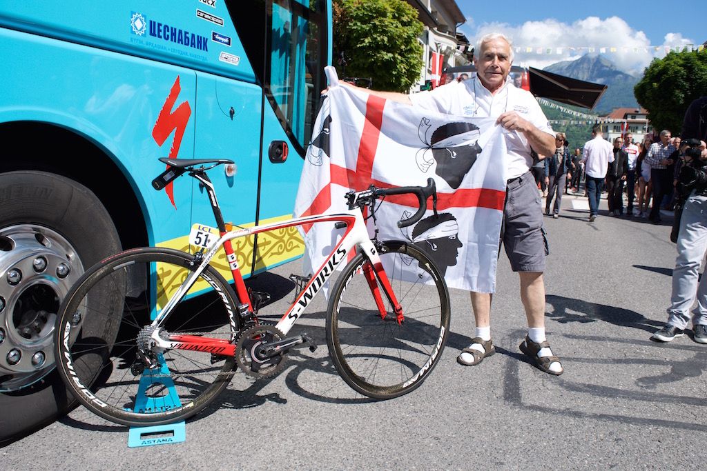 The Four Moors flag and the Four Moors bike