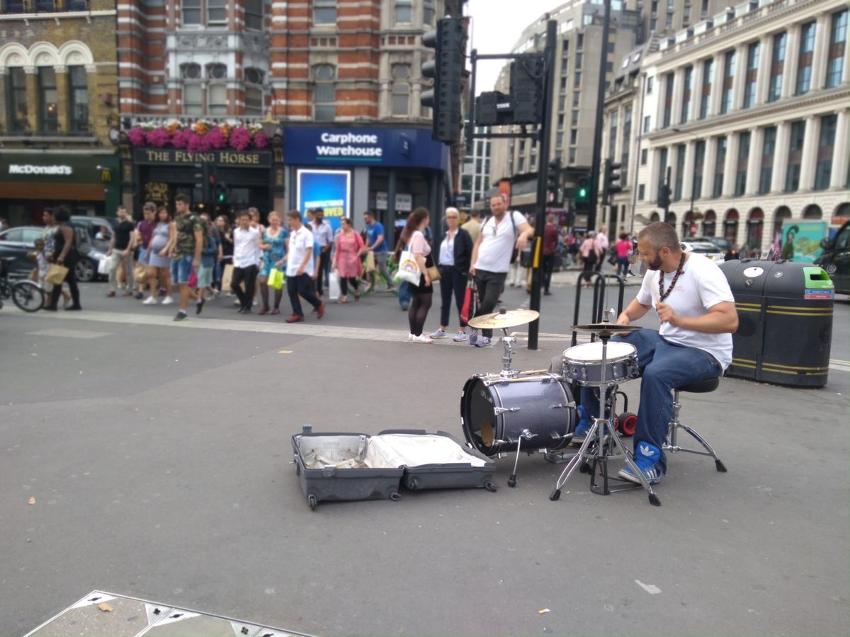 Here the depth mode really makes the drummer pop, even if the blur is a little inconsistent across the frame.